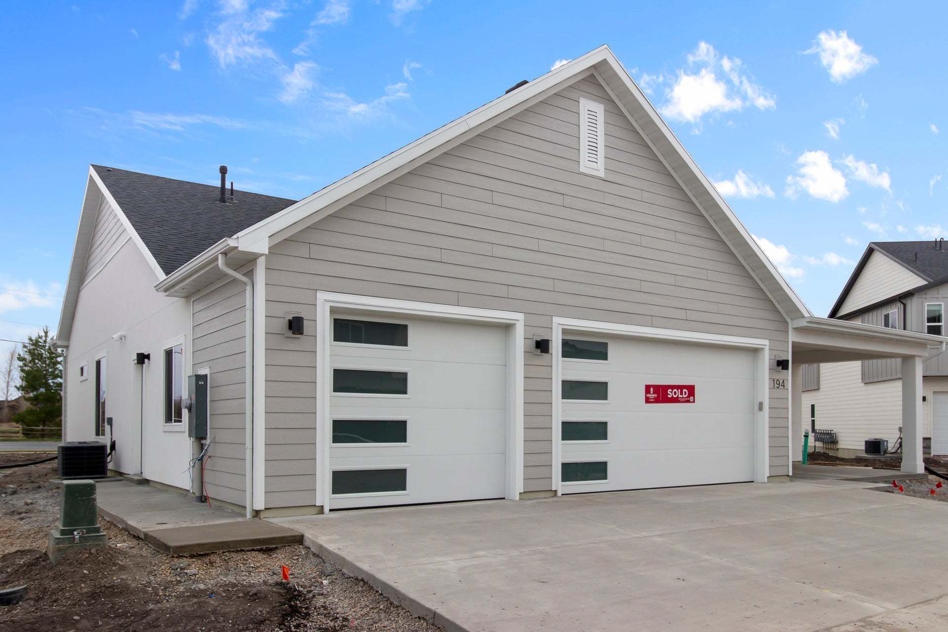 *Finished home photos are representational images only. See sales agent for details.