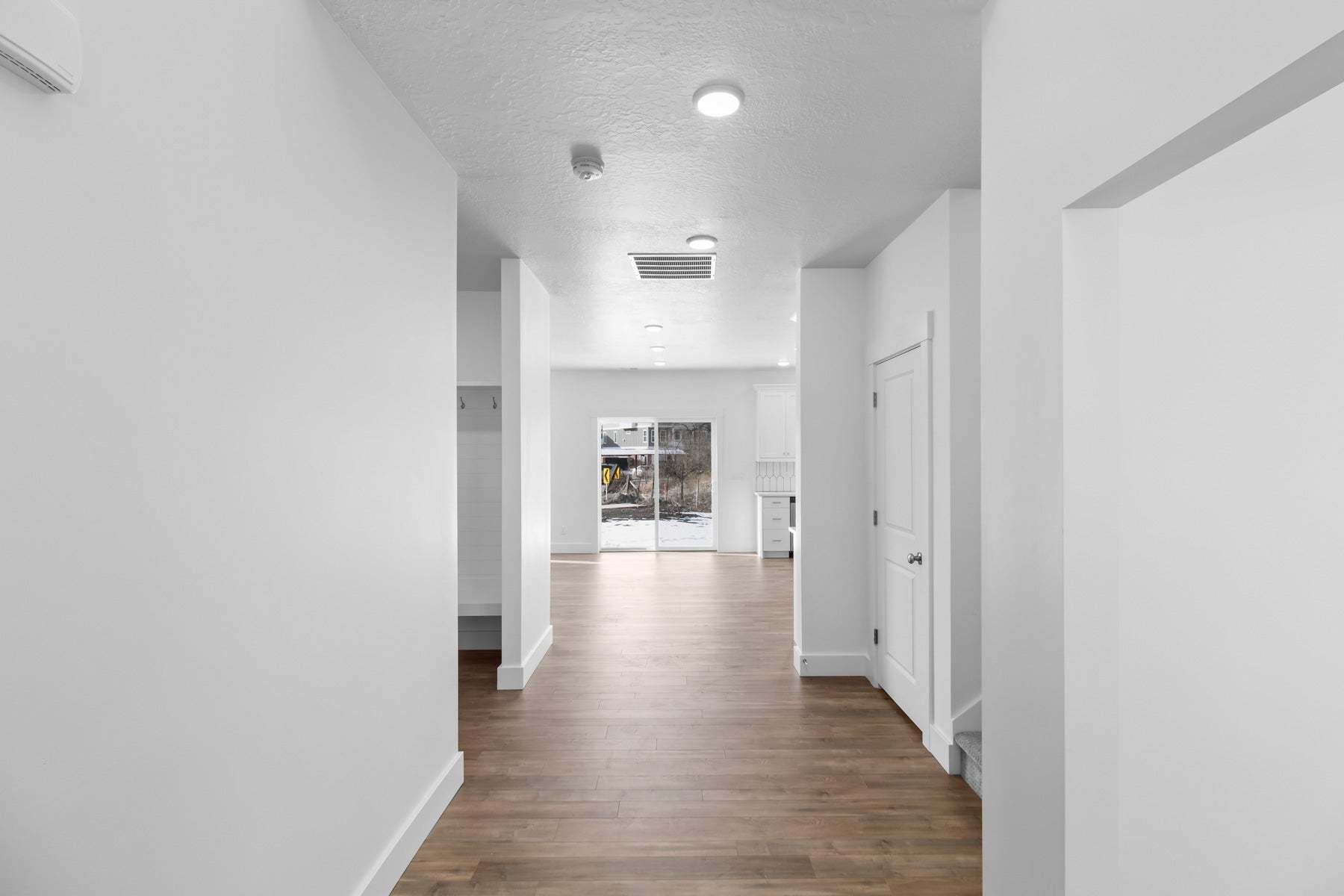 *Finished home photos are representational images only. See sales agent for details.