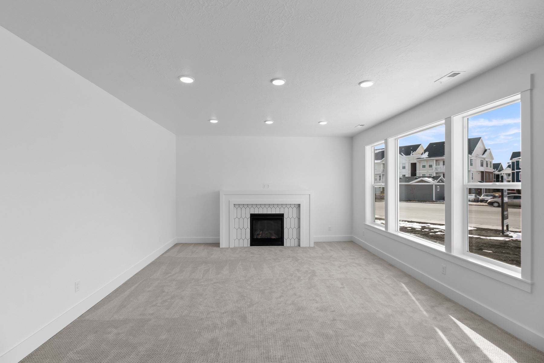 *Finished home photos are representational images only. See sales agent for details.