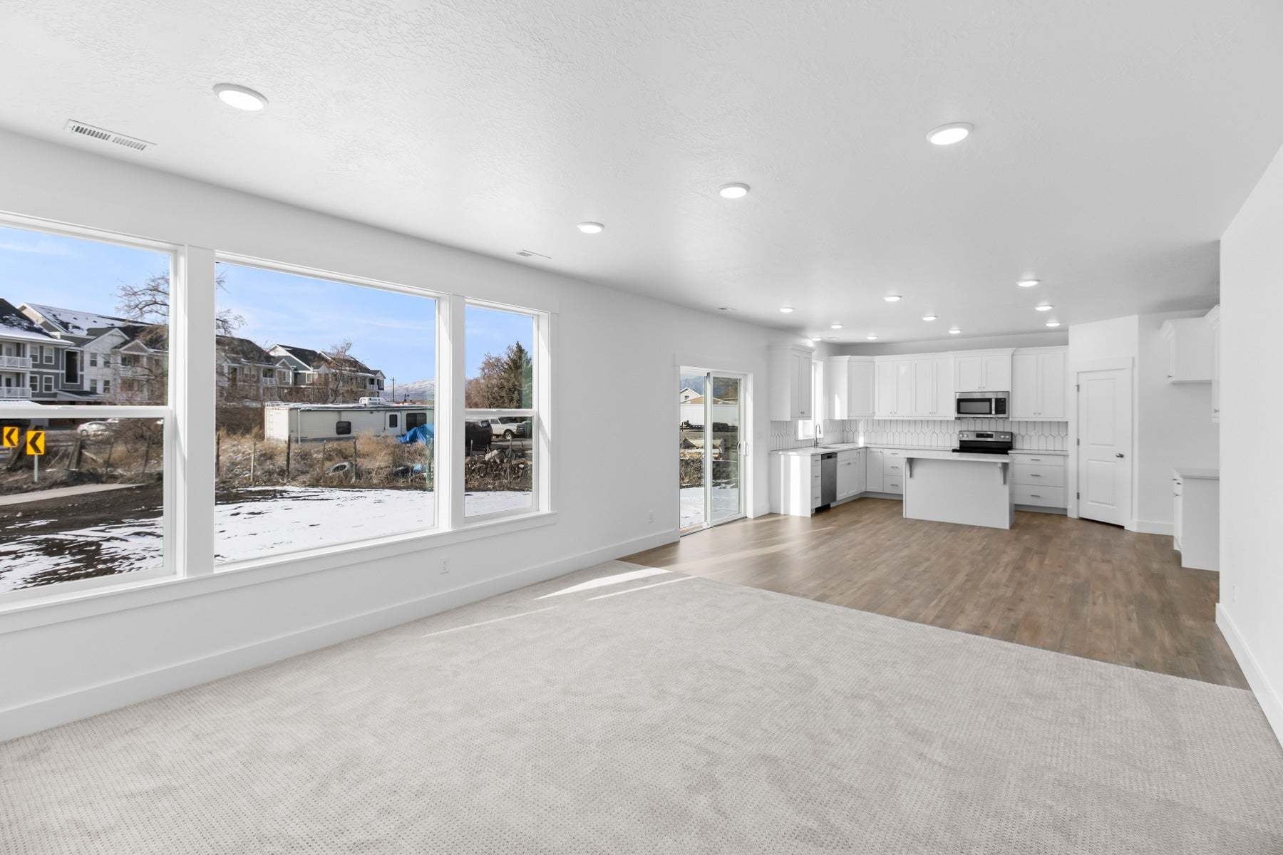 *Finished home photos are representational images only. See sales agent for details.