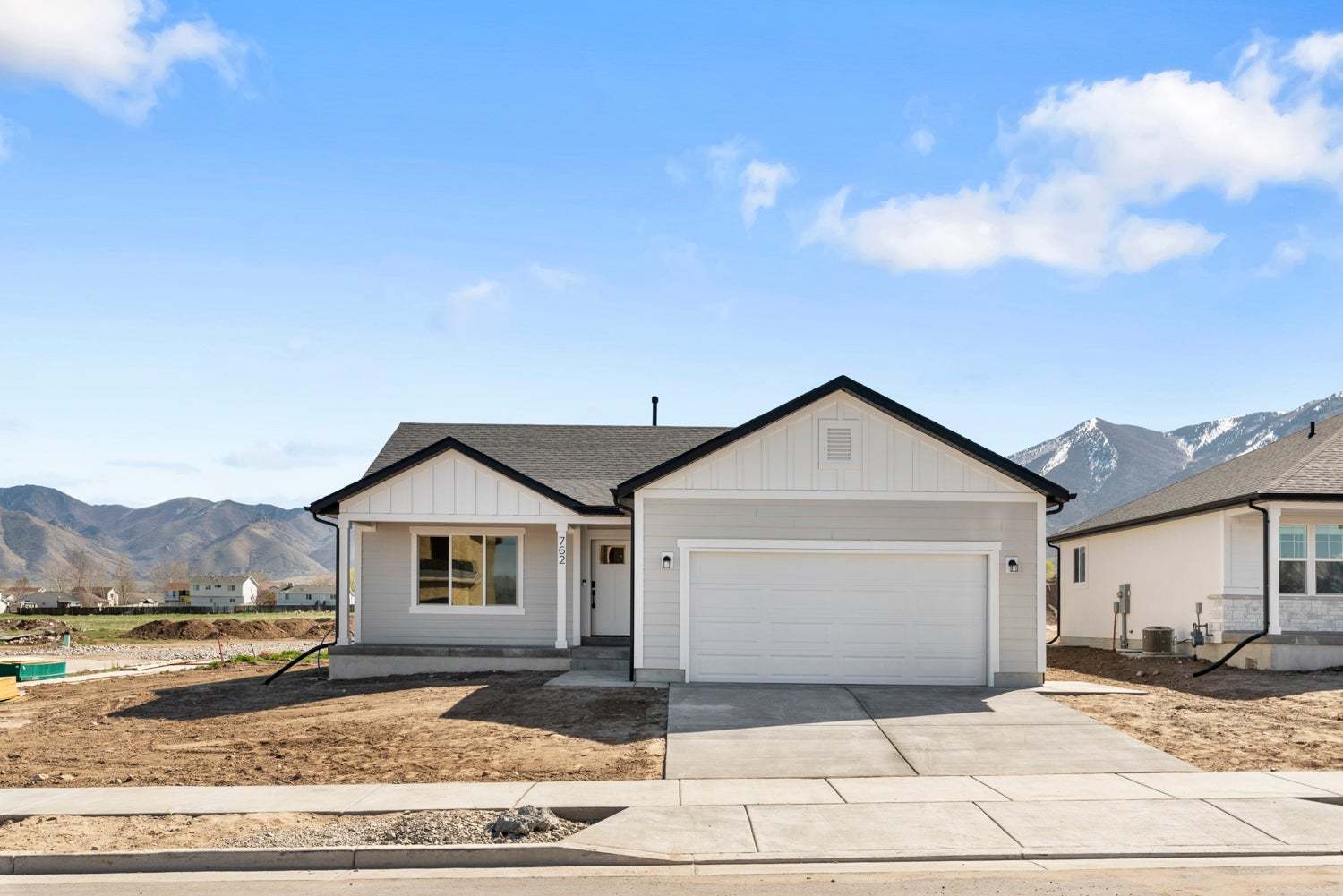 *Finished home photos are representational images only. See sales agent for details.