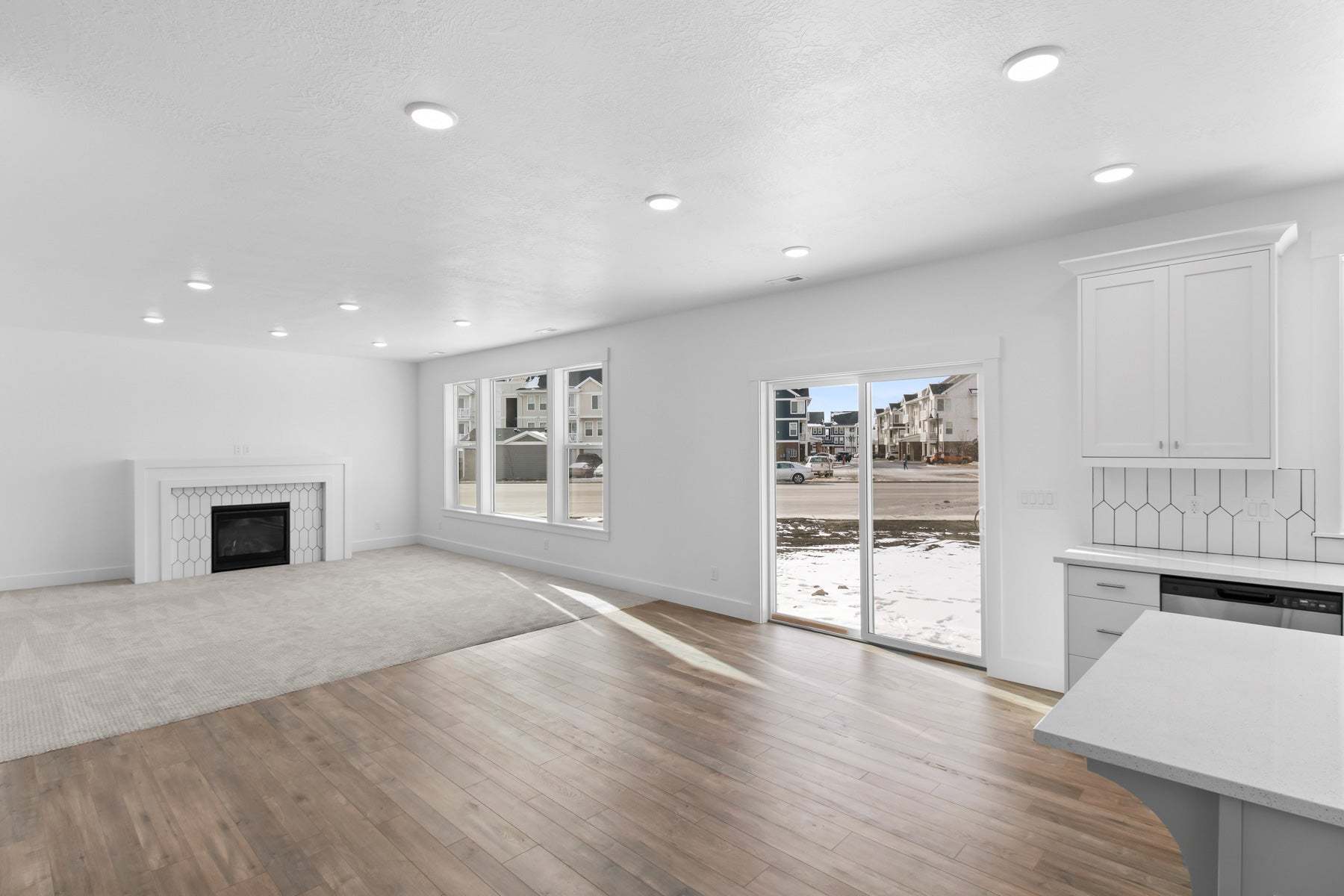 *Finished home photos are representational images only. See sales agent for details.