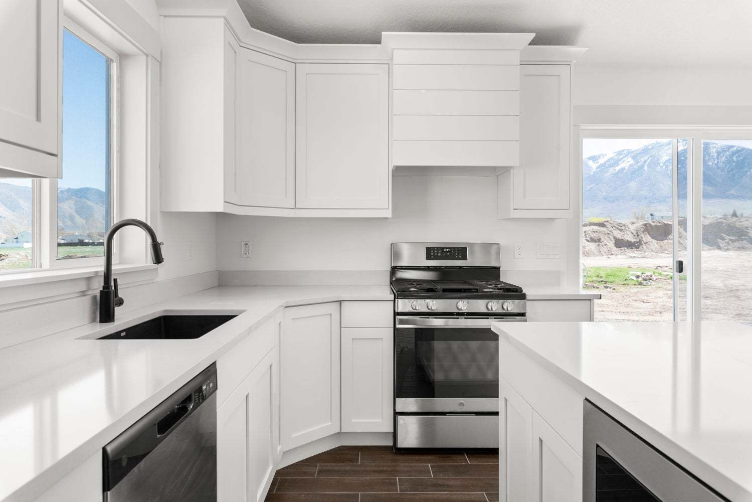 *Finished home photos are representational images only. See sales agent for details.