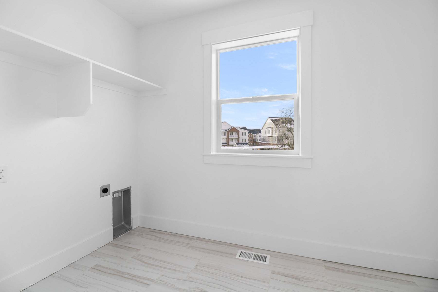 *Finished home photos are representational images only. See sales agent for details.