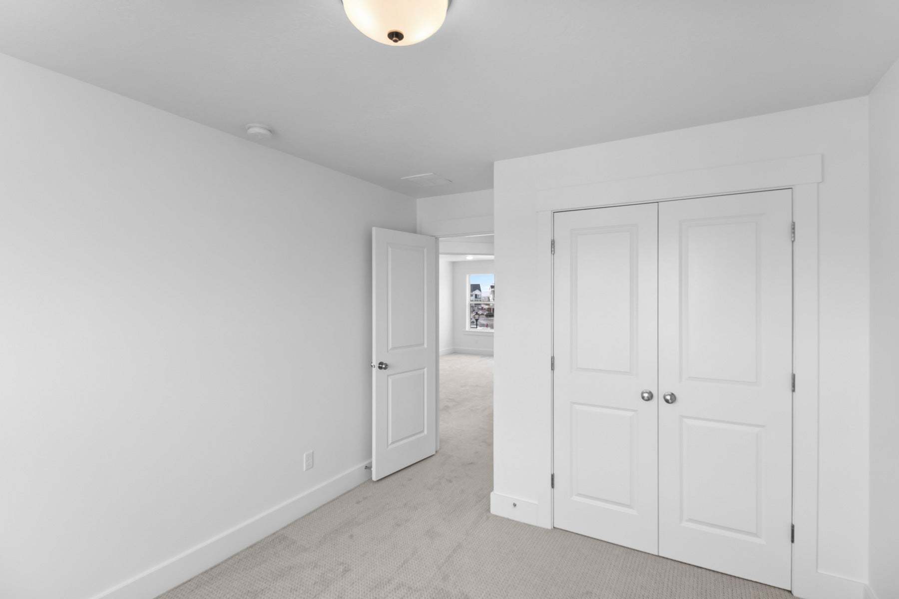 *Finished home photos are representational images only. See sales agent for details.