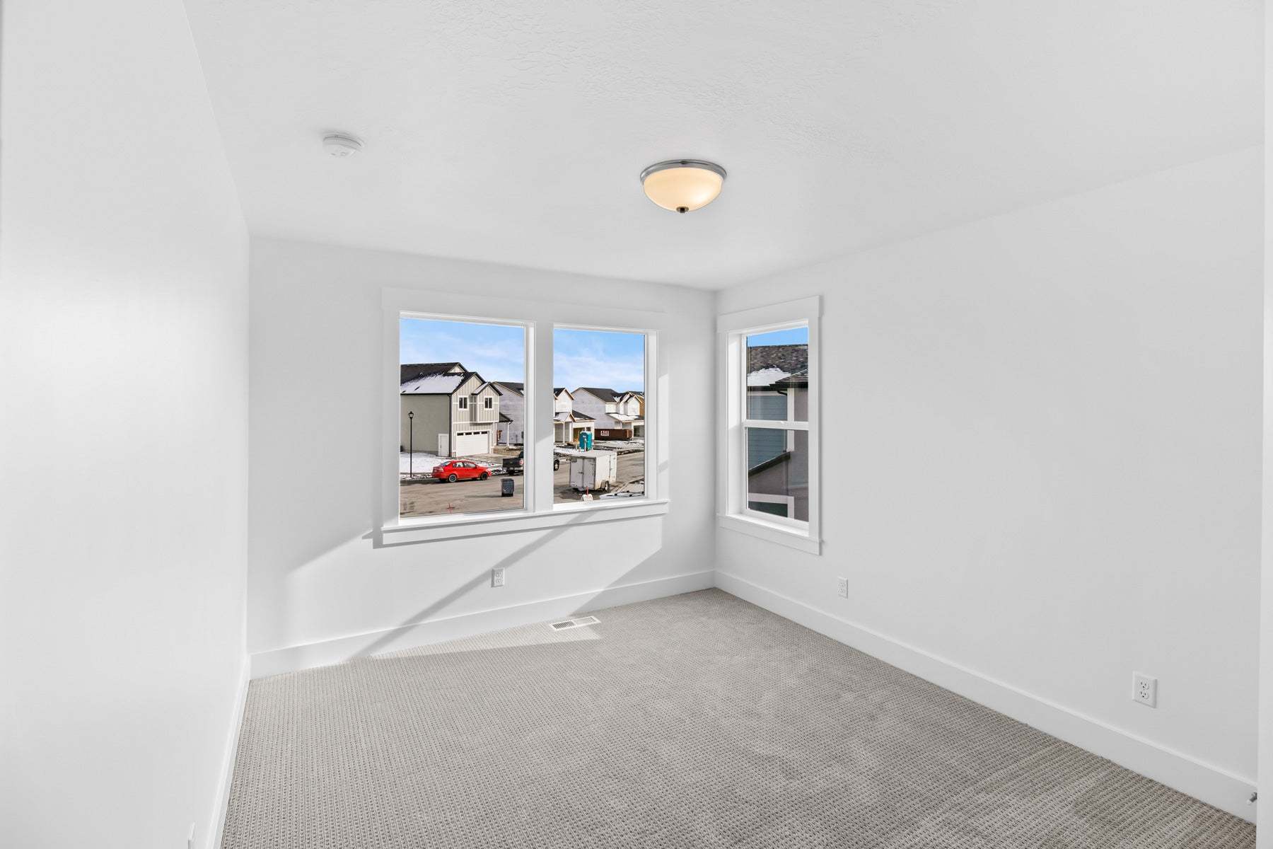 *Finished home photos are representational images only. See sales agent for details.