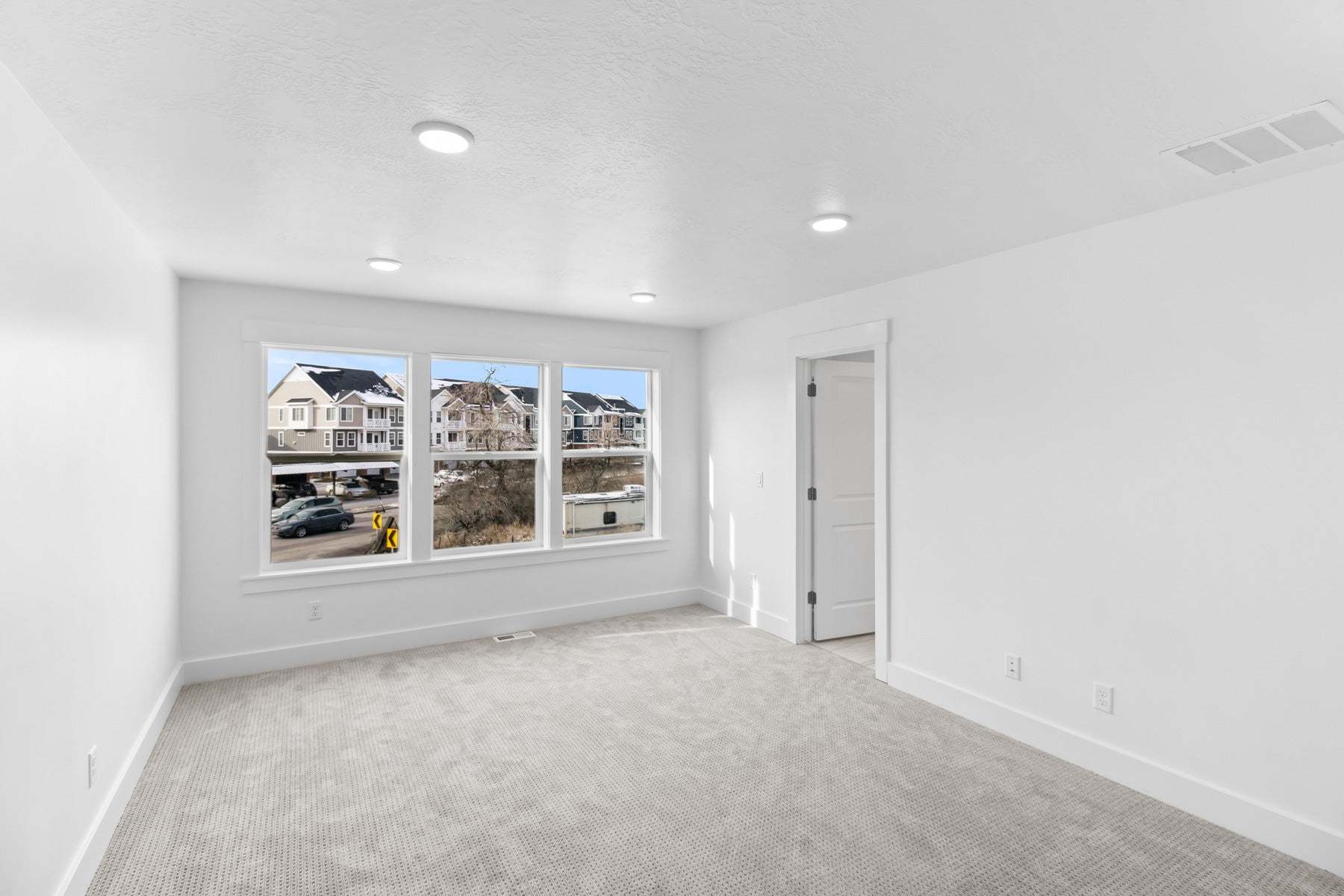 *Finished home photos are representational images only. See sales agent for details.
