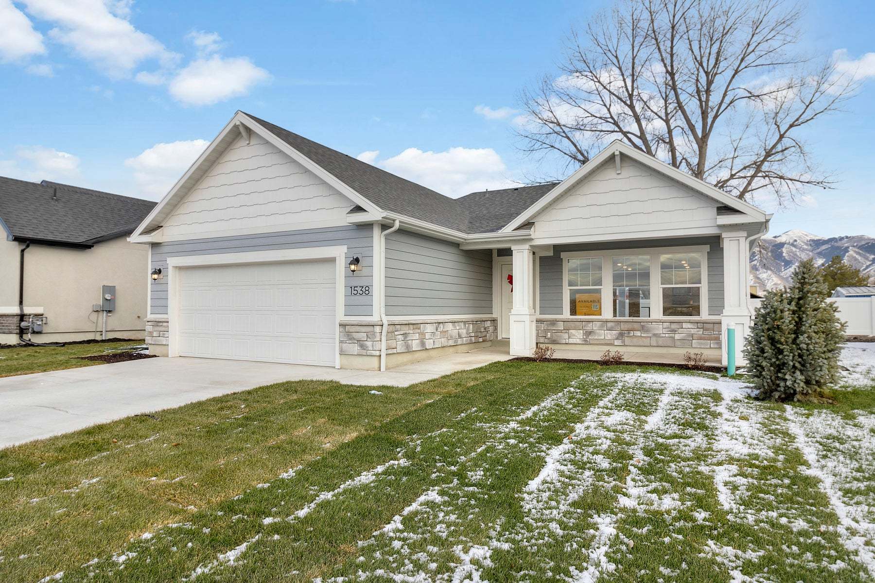 *Finished home photos are representational images only. See sales agent for details.