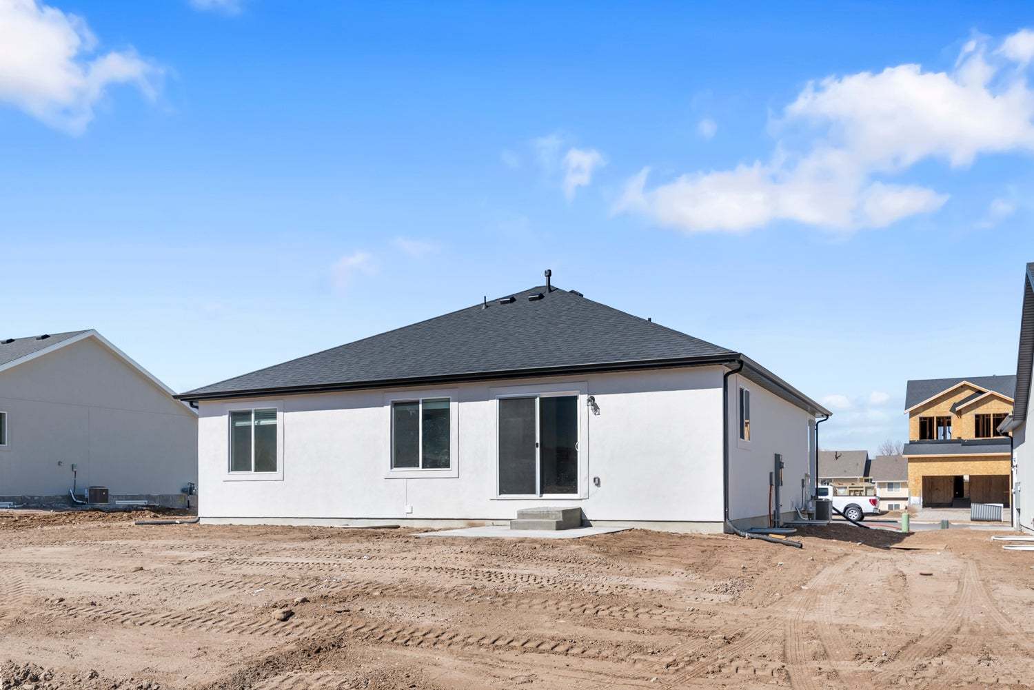 *Finished home photos are representational images only. See sales agent for details.