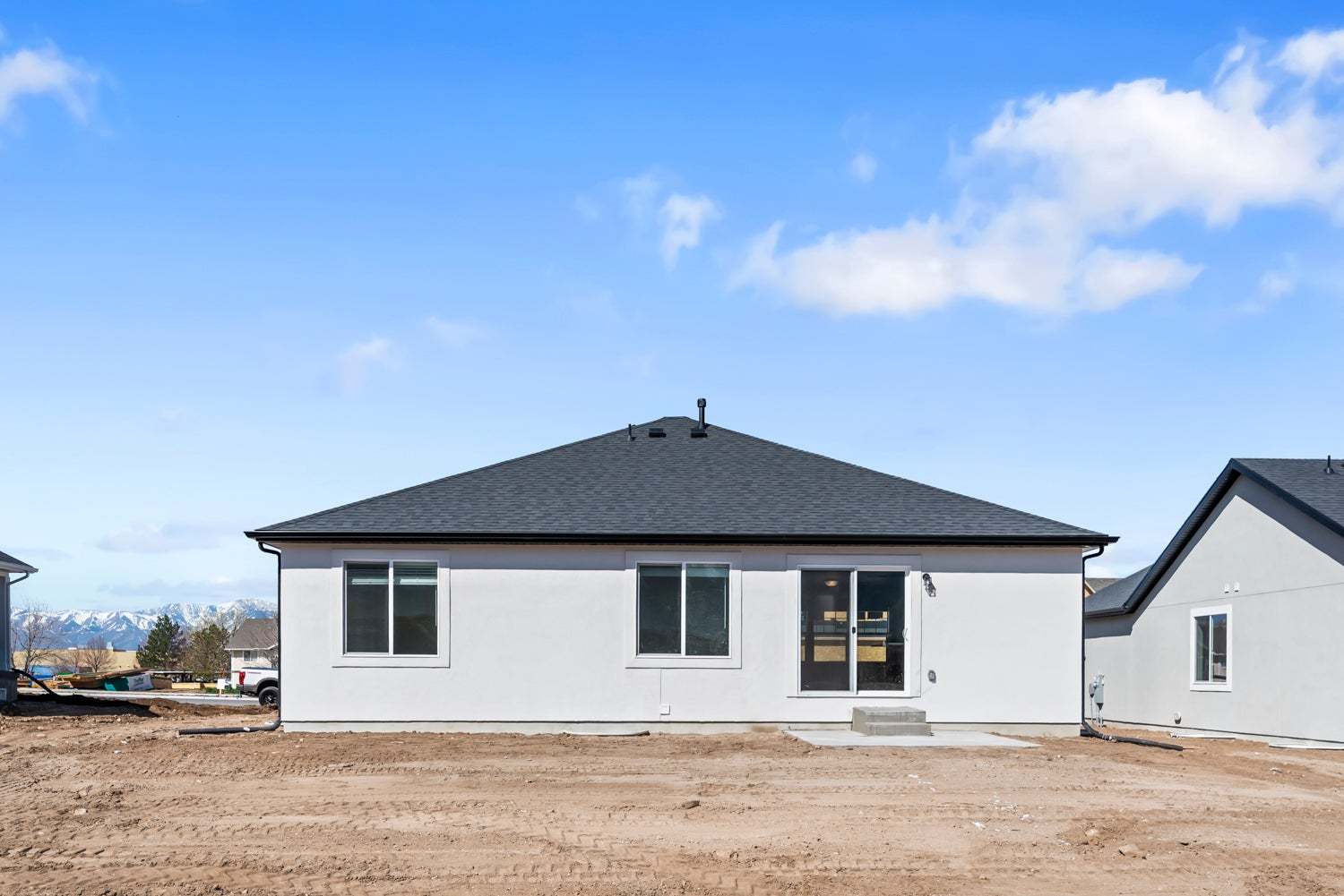 *Finished home photos are representational images only. See sales agent for details.