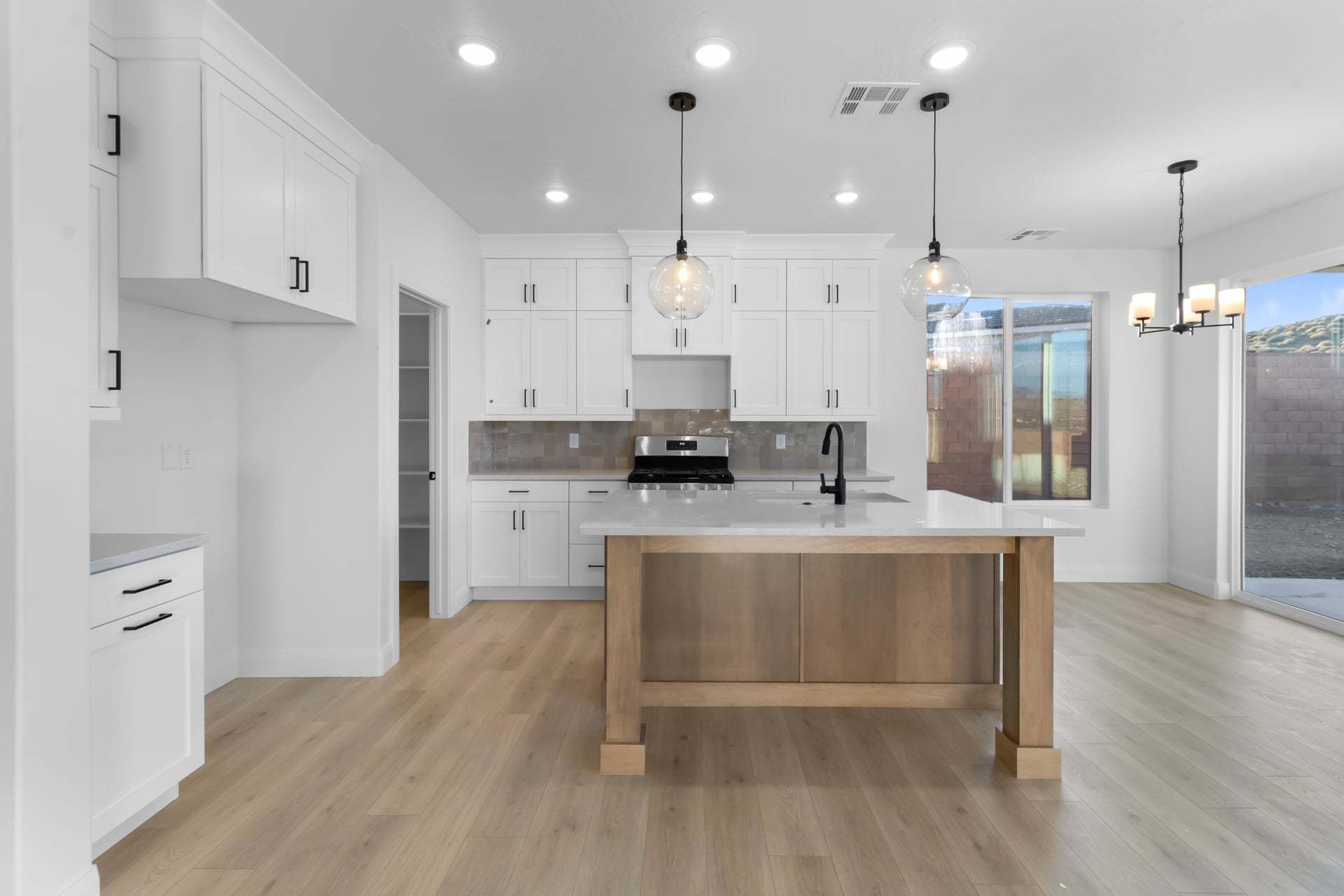 *Photo not representational of selections, only the floor plan. Contact agent for details*