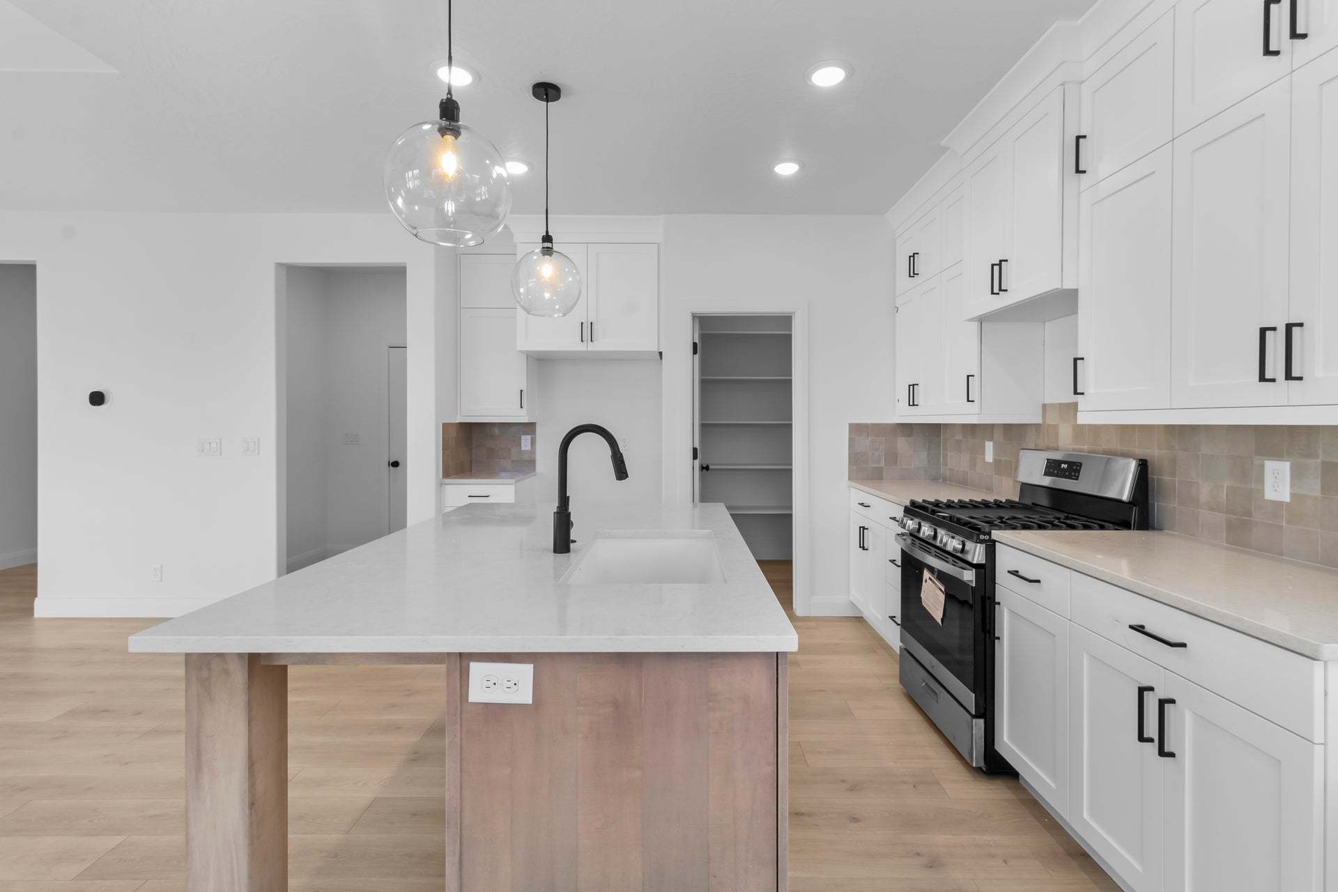 *Photo not representational of selections, only the floor plan. Contact agent for details*