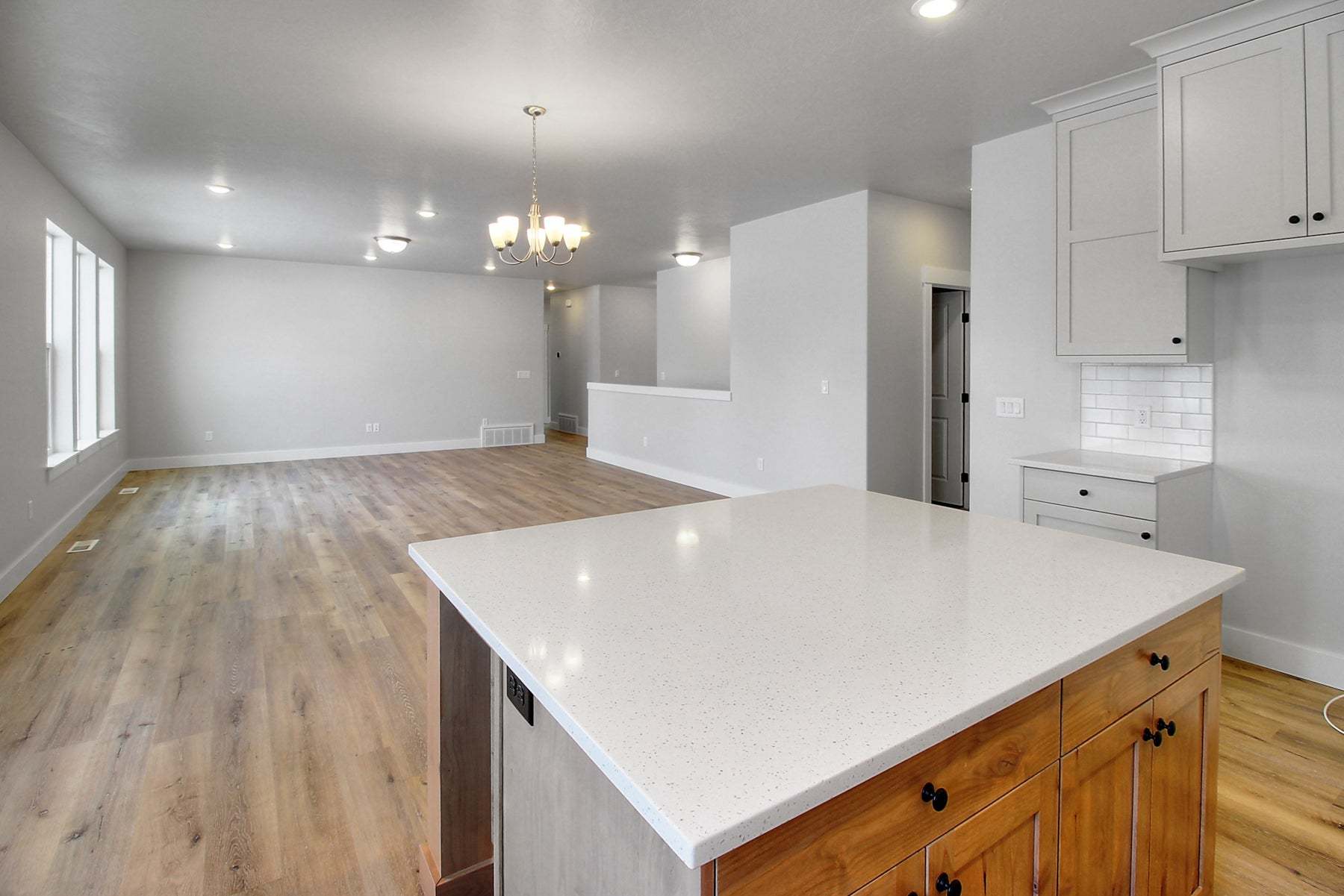*Finished home photos are representational images only. See sales agent for details.