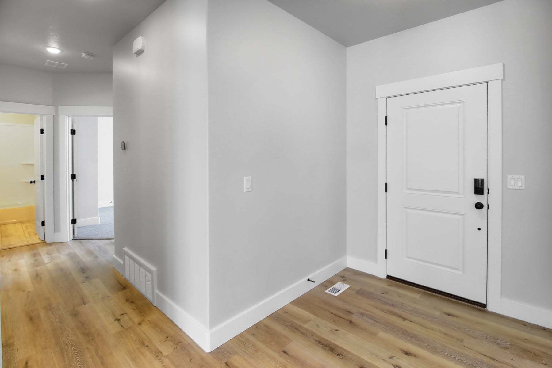*Finished home photos are representational images only. See sales agent for details.