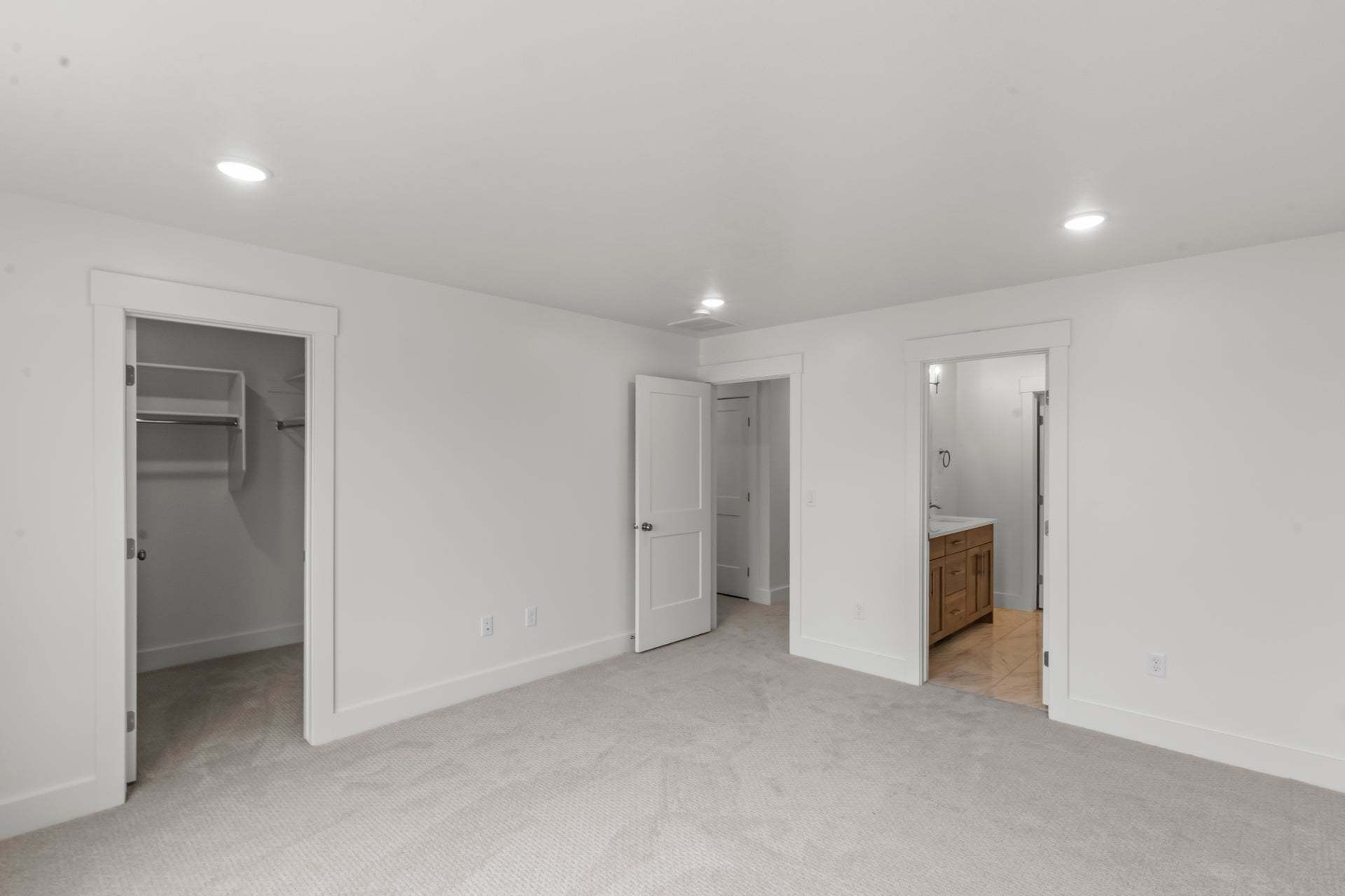*Finished home photos are representational images only. See sales agent for details.