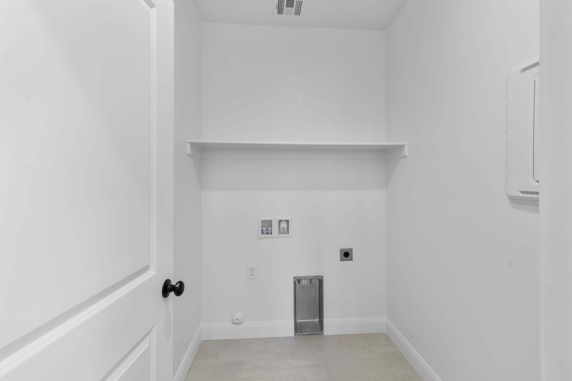 *Photo not representational of selections, only the floor plan. Contact agent for details*