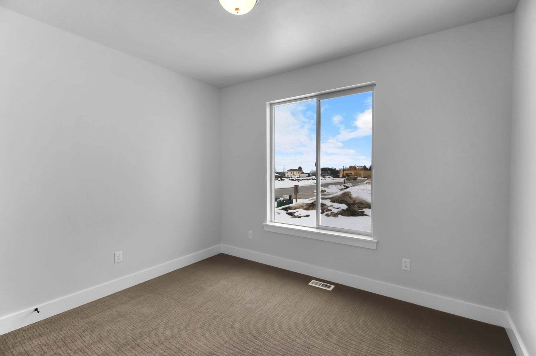 *Finished home photos are representational images only. See sales agent for details.