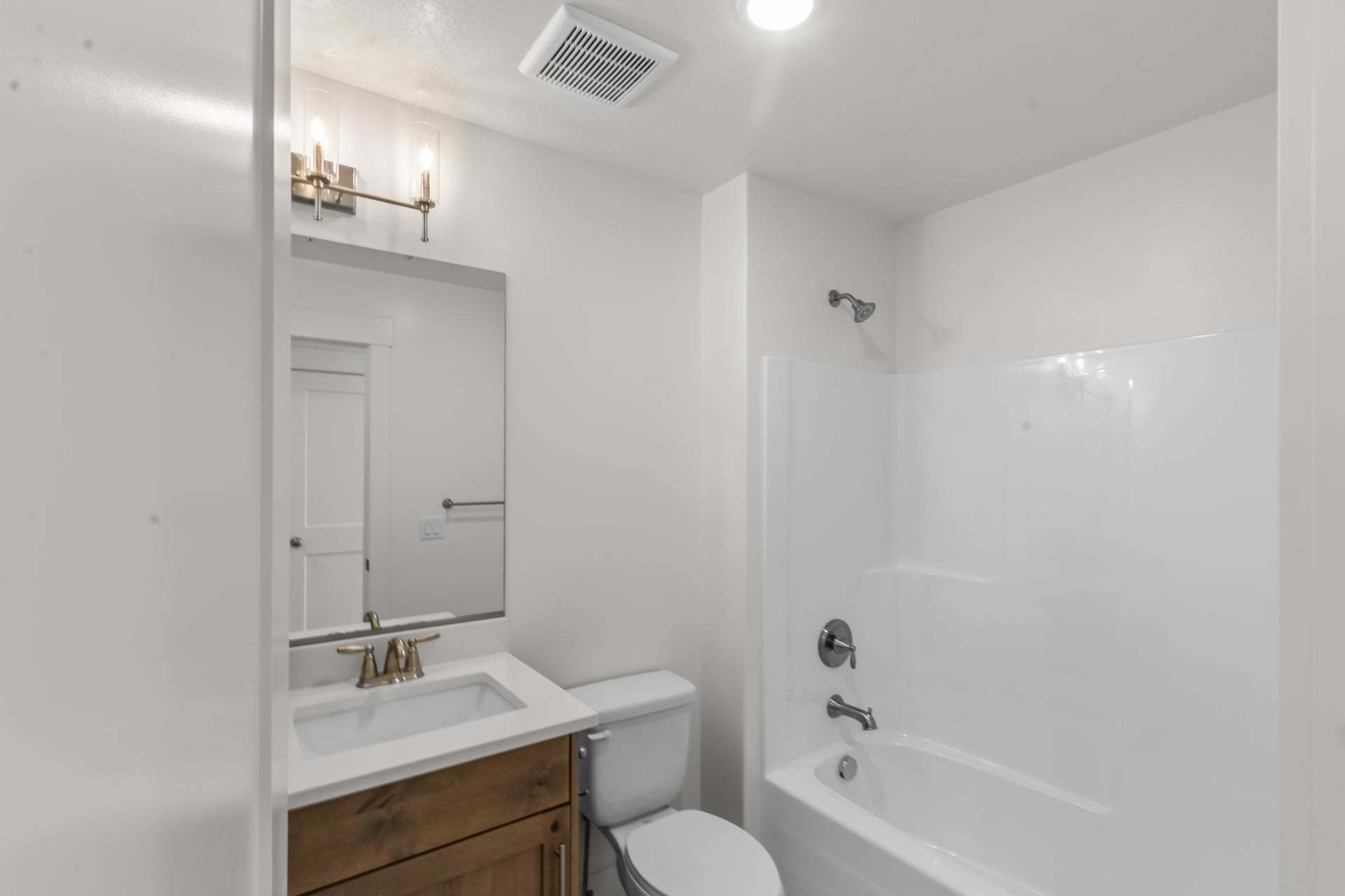*Finished home photos are representational images only. See sales agent for details.