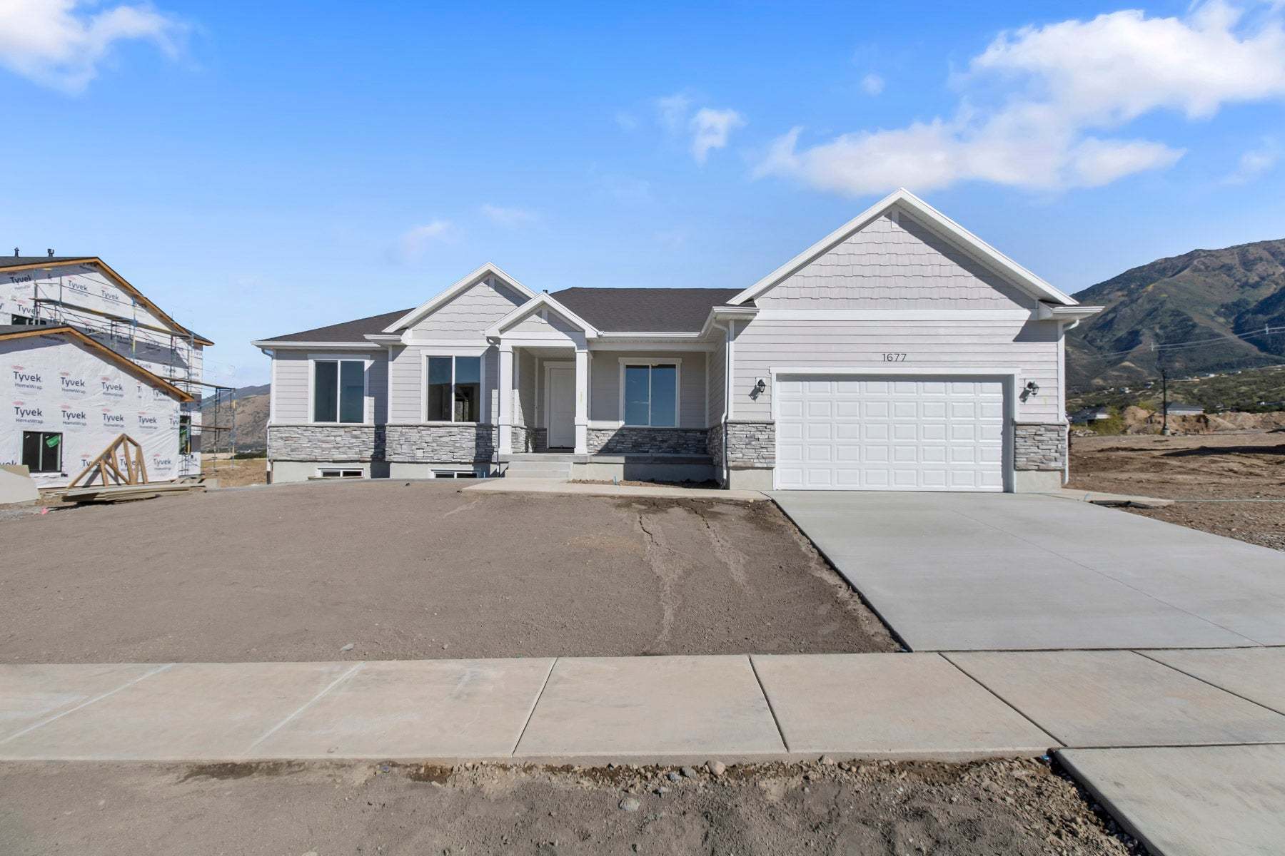 *Finished home photos are representational images only. See sales agent for details.