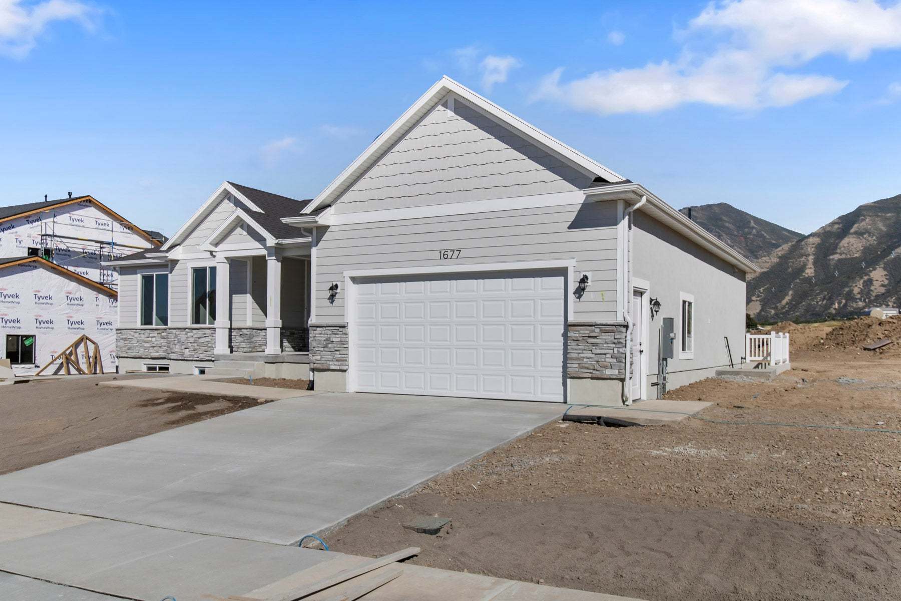 *Finished home photos are representational images only. See sales agent for details.