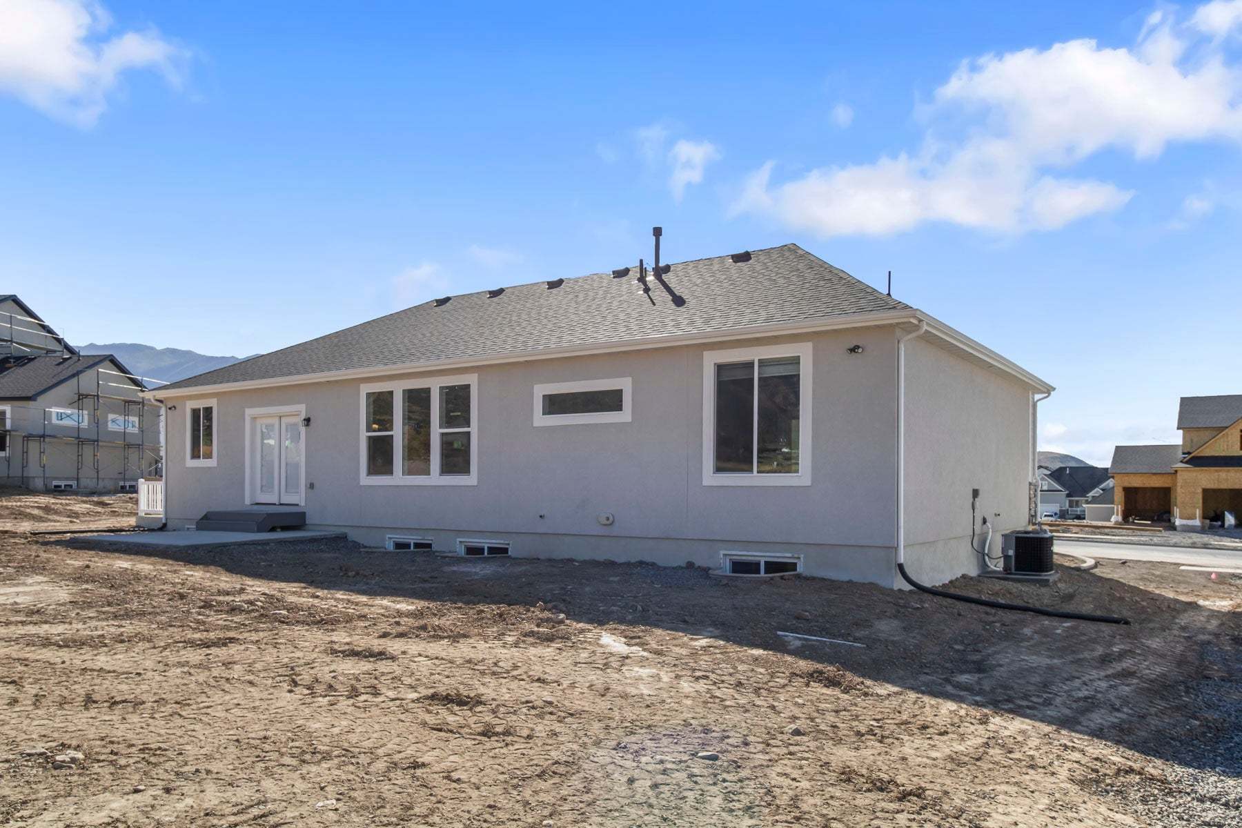 *Finished home photos are representational images only. See sales agent for details.