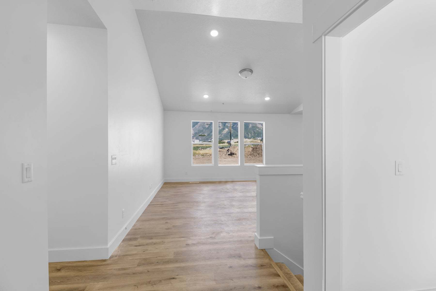 *Finished home photos are representational images only. See sales agent for details.