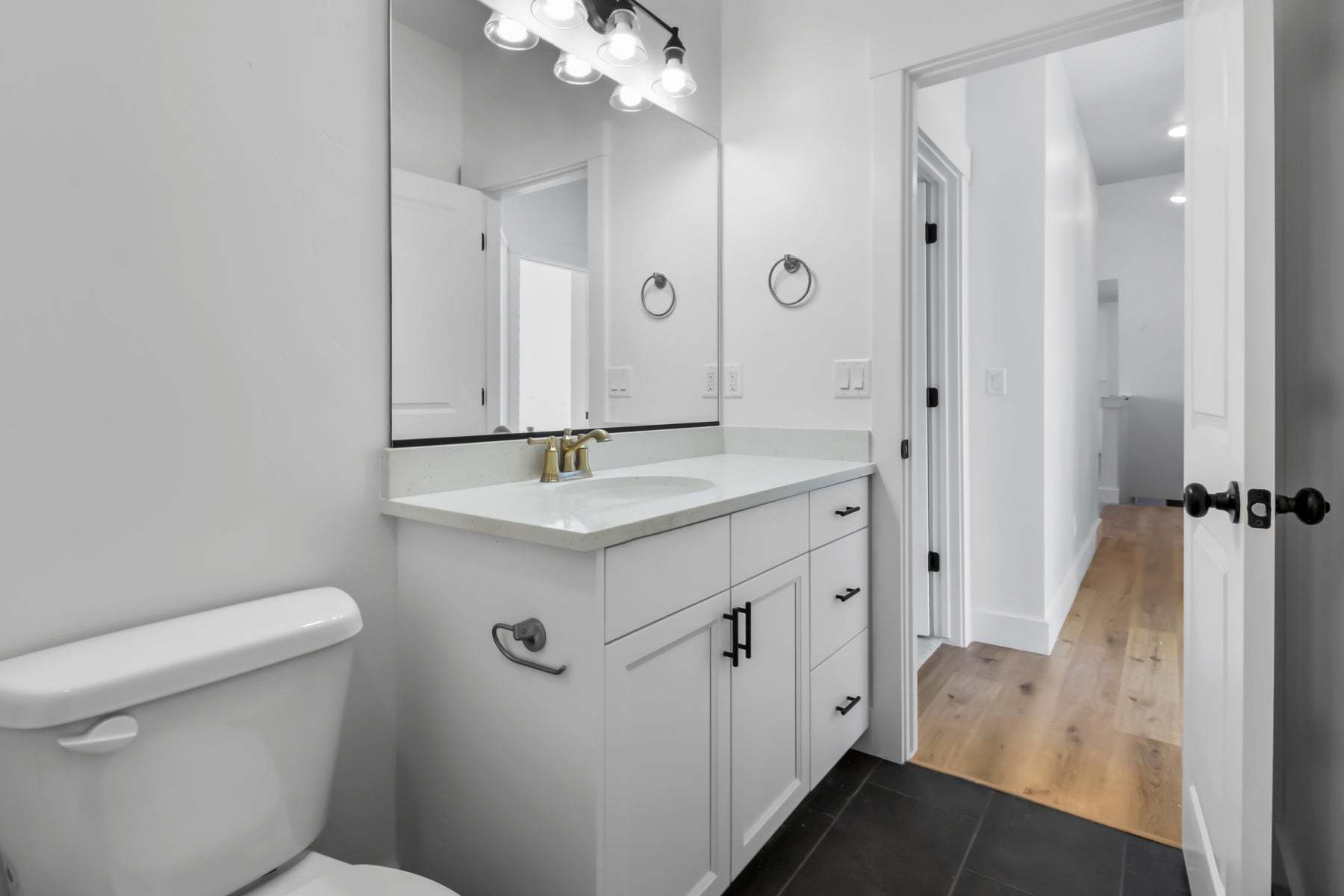 *Finished home photos are representational images only. See sales agent for details.