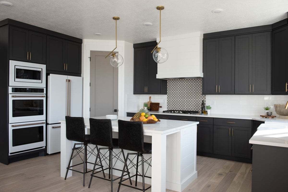 *Finished home photos are representational images only. Chat with sales agent for details.