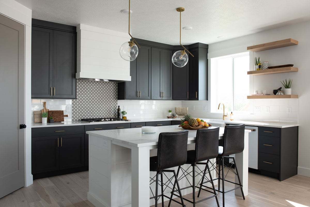 *Finished home photos are representational images only. Chat with sales agent for details.