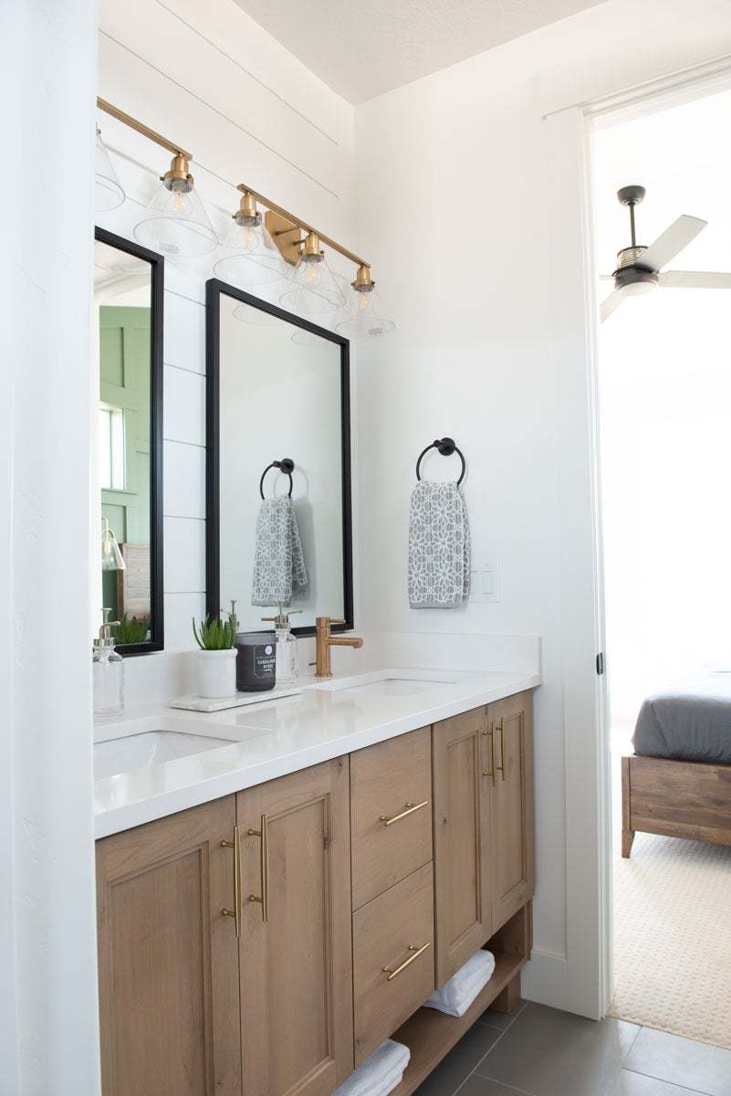 *Finished home photos are representational images only. Chat with sales agent for details.