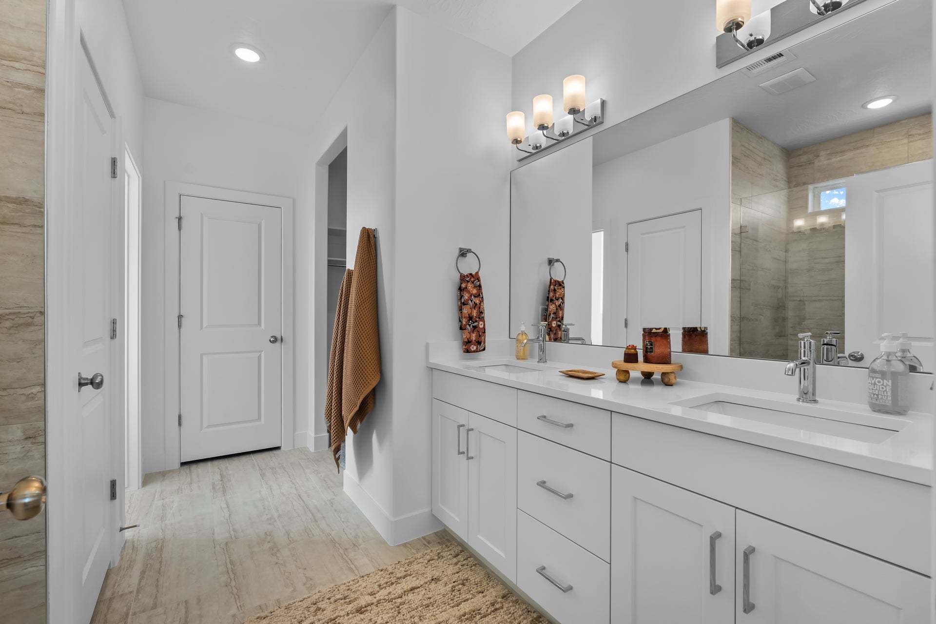 Come visit us at our Divario Model and see this amazing plan in person! 2676 W Brenta Way, St. Georg