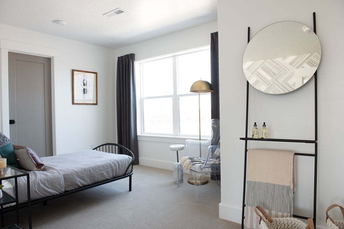 *Finished home photos are representational images only. Chat with sales agent for details.