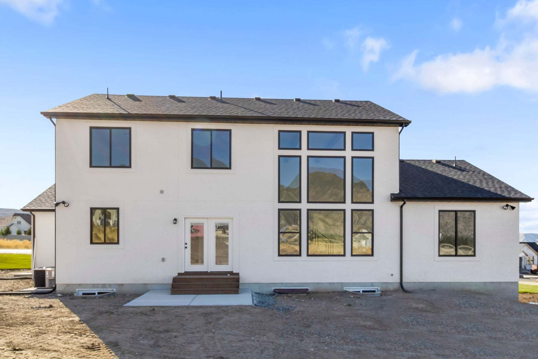 *Finished home photos are representational images only. See sales agent for details.
