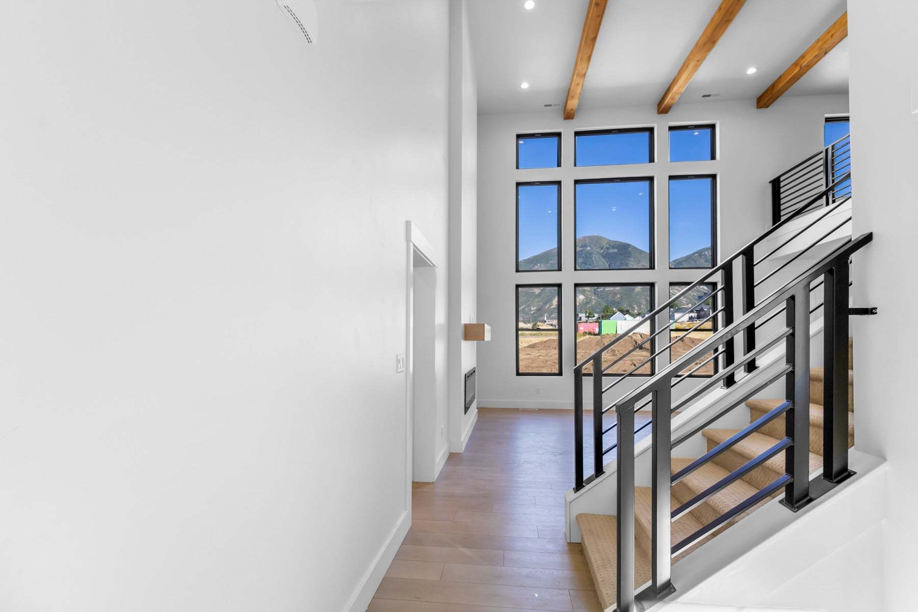 *Finished home photos are representational images only. Chat with sales agent for details.