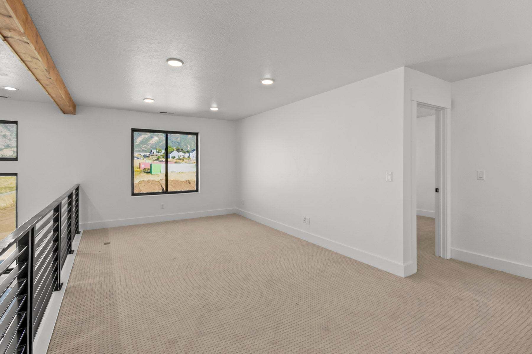 *Finished home photos are representational images only. Chat with sales agent for details.
