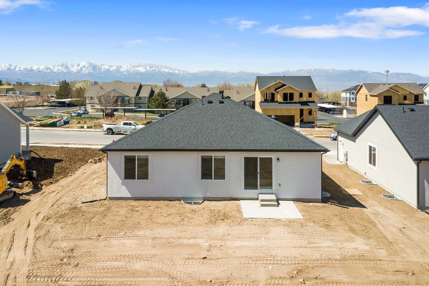 *Finished home photos are representational images only. See sales agent for details.