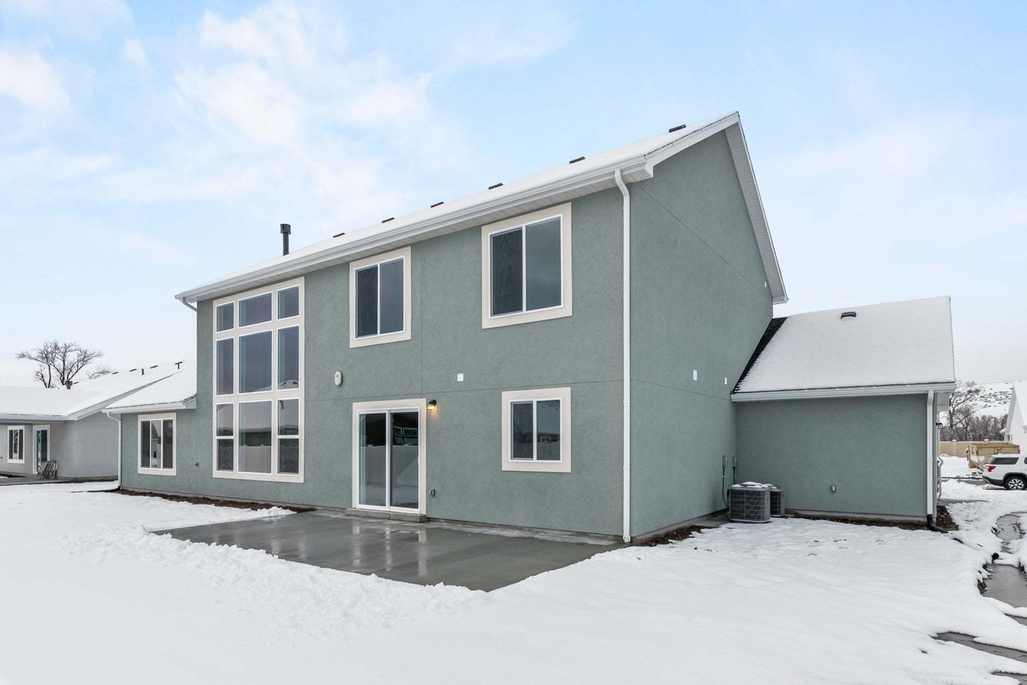 *Finished home photos are representational images only. Chat with sales agent for details.