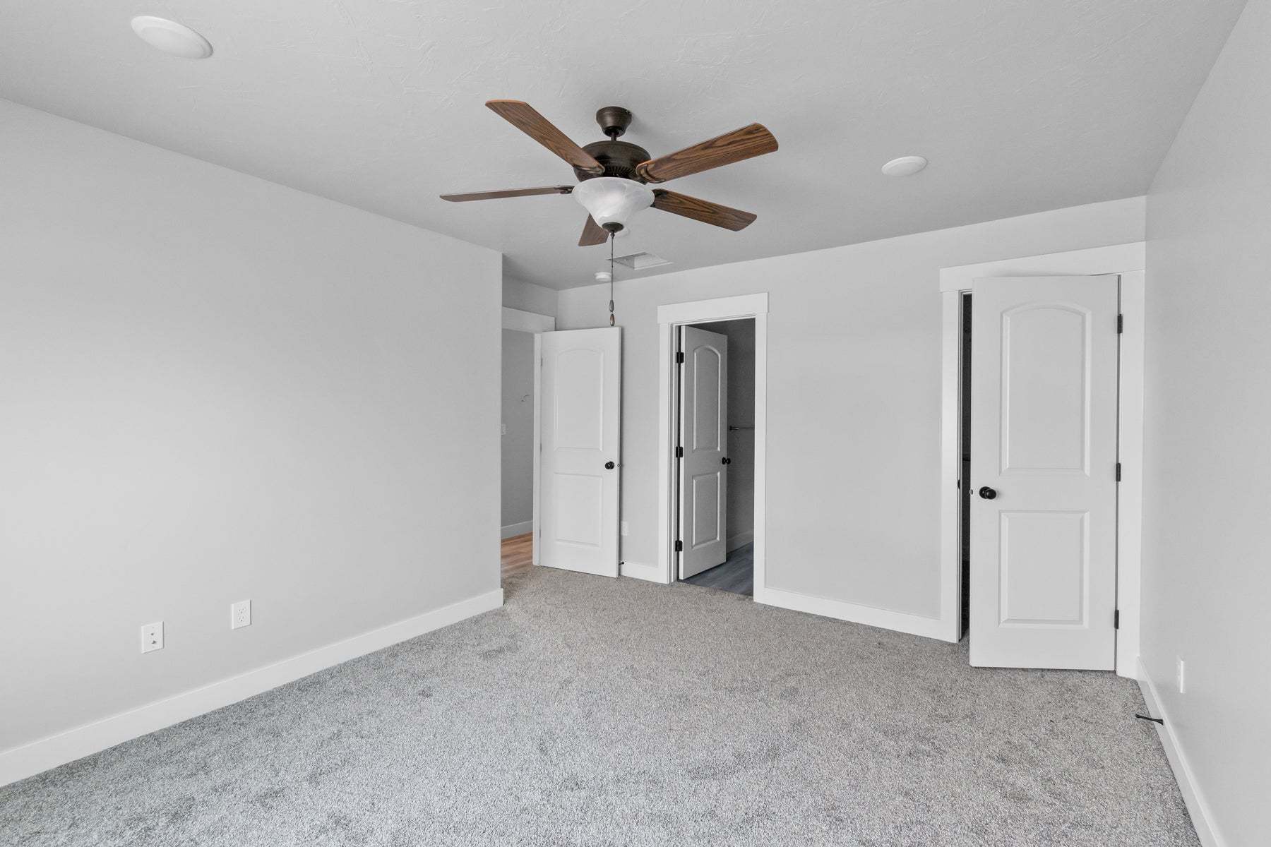 *Finished home photos are representational images only. See sales agent for details.