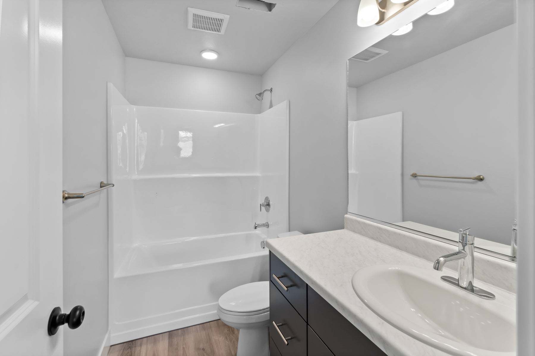 *Finished home photos are representational images only. See sales agent for details.