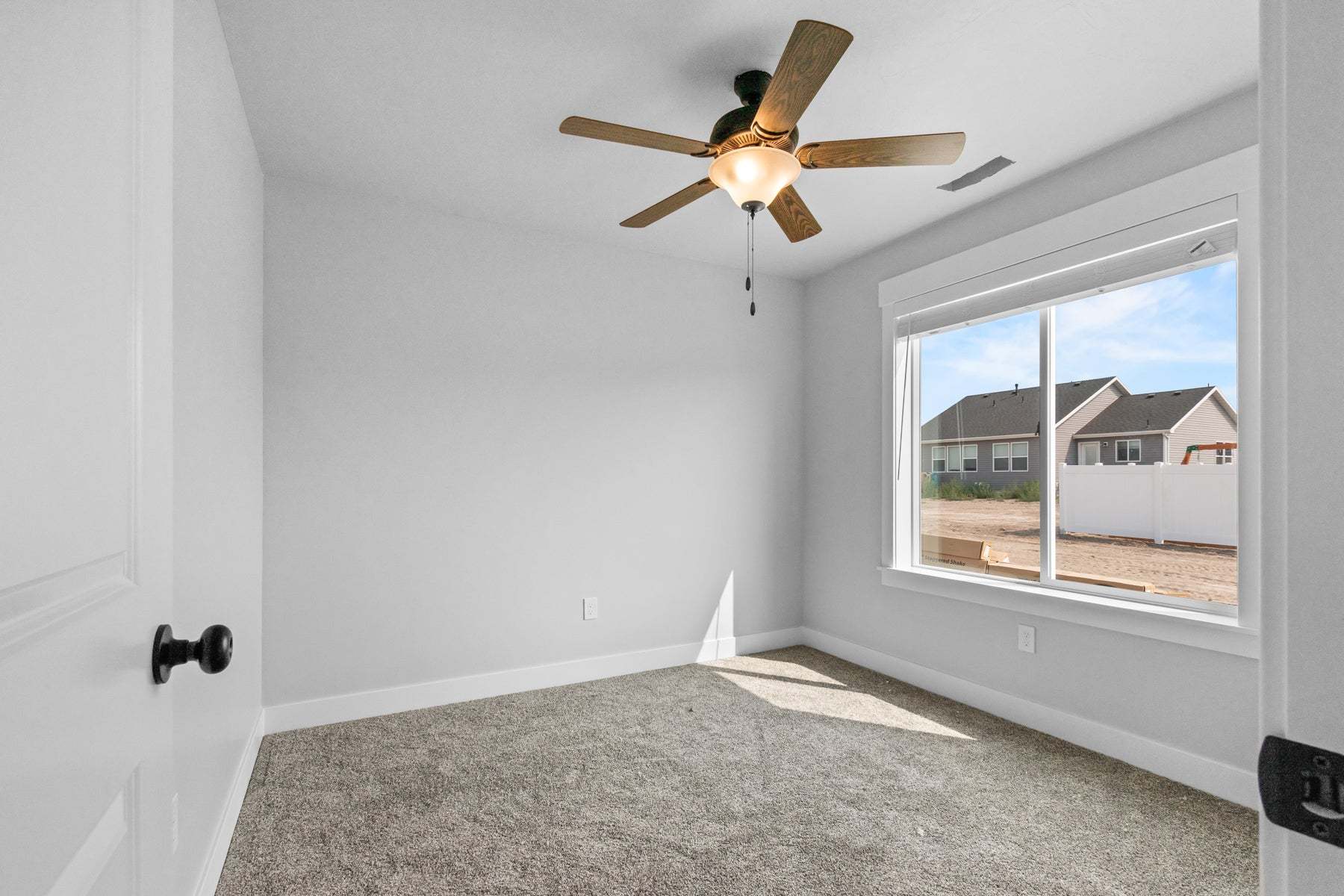 *Finished home photos are representational images only. See sales agent for details.