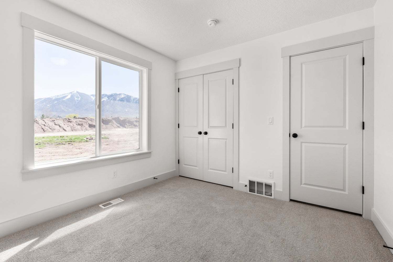 *Finished home photos are representational images only. See sales agent for details.