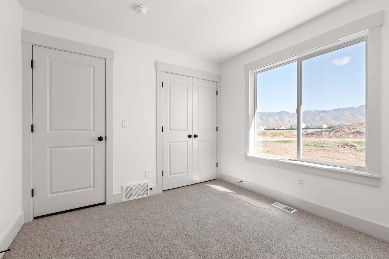 *Finished home photos are representational images only. See sales agent for details.