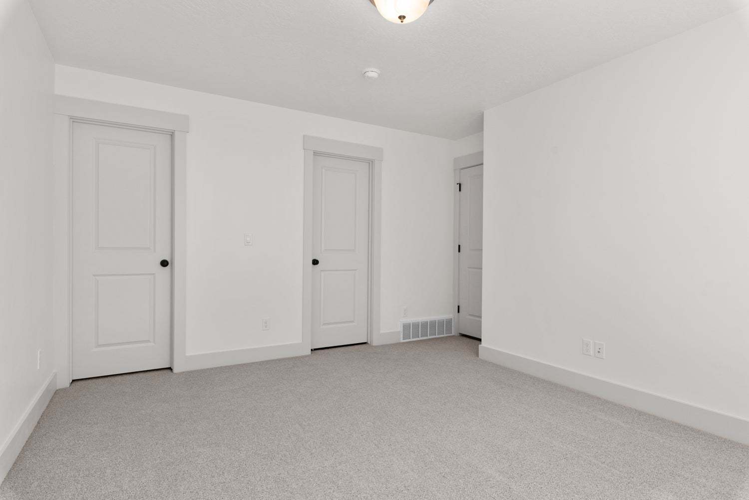 *Finished home photos are representational images only. See sales agent for details.