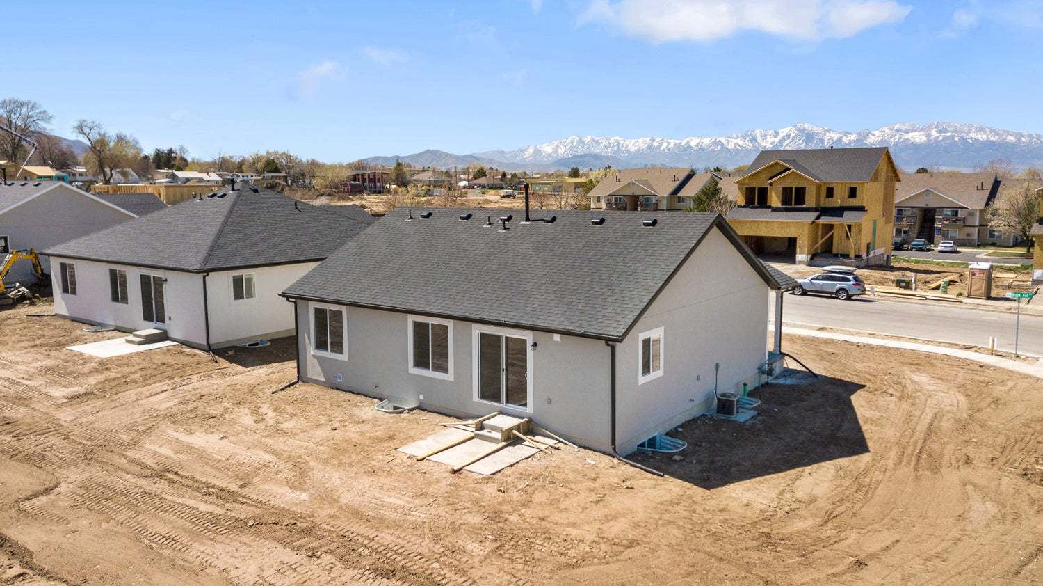 *Finished home photos are representational images only. See sales agent for details.