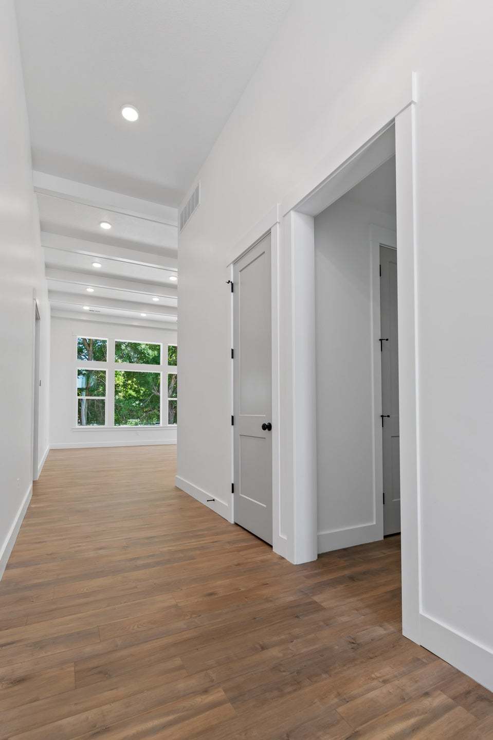 *Finished home photos are representational images only. See sales agent for details.