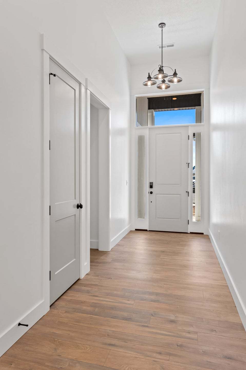 *Finished home photos are representational images only. See sales agent for details.