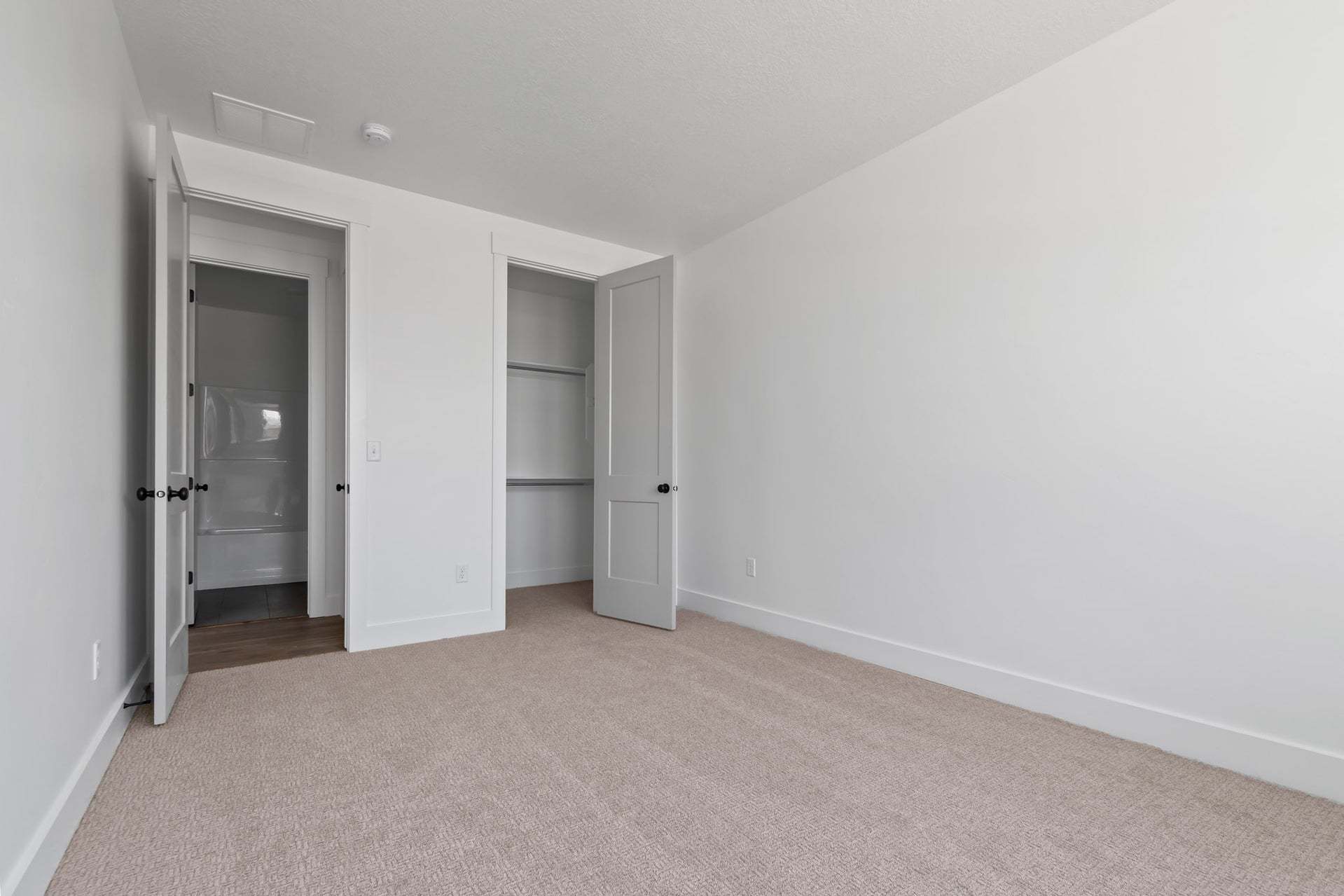 *Finished home photos are representational images only. See sales agent for details.