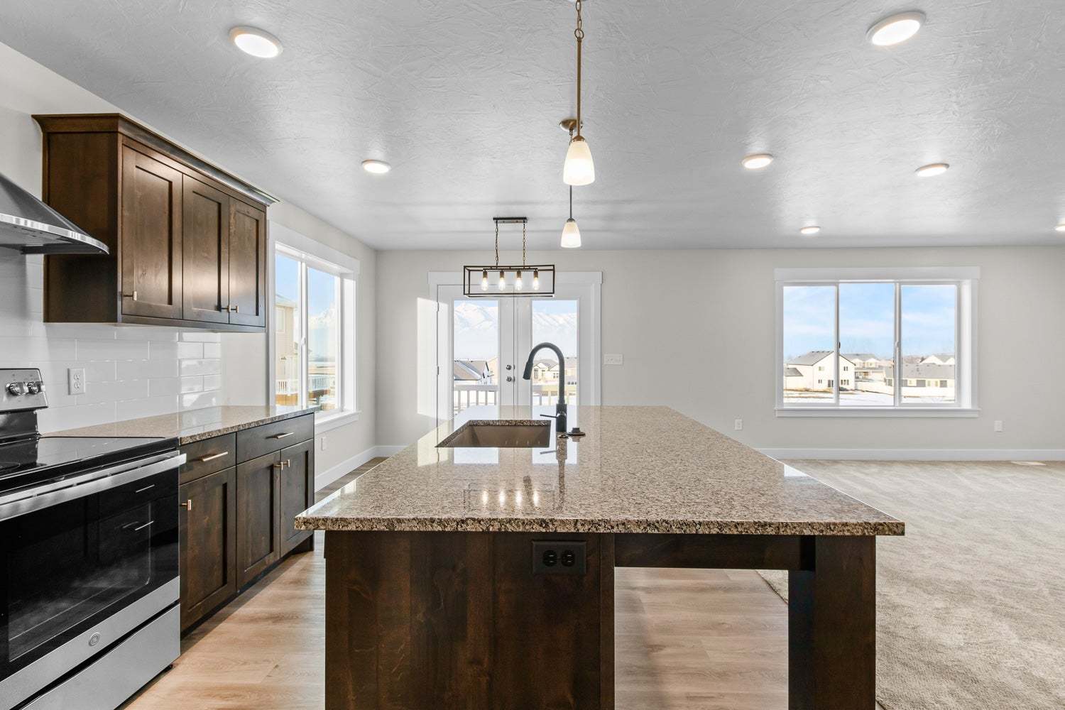 *Finished home photos are representational images only. See sales agent for details.