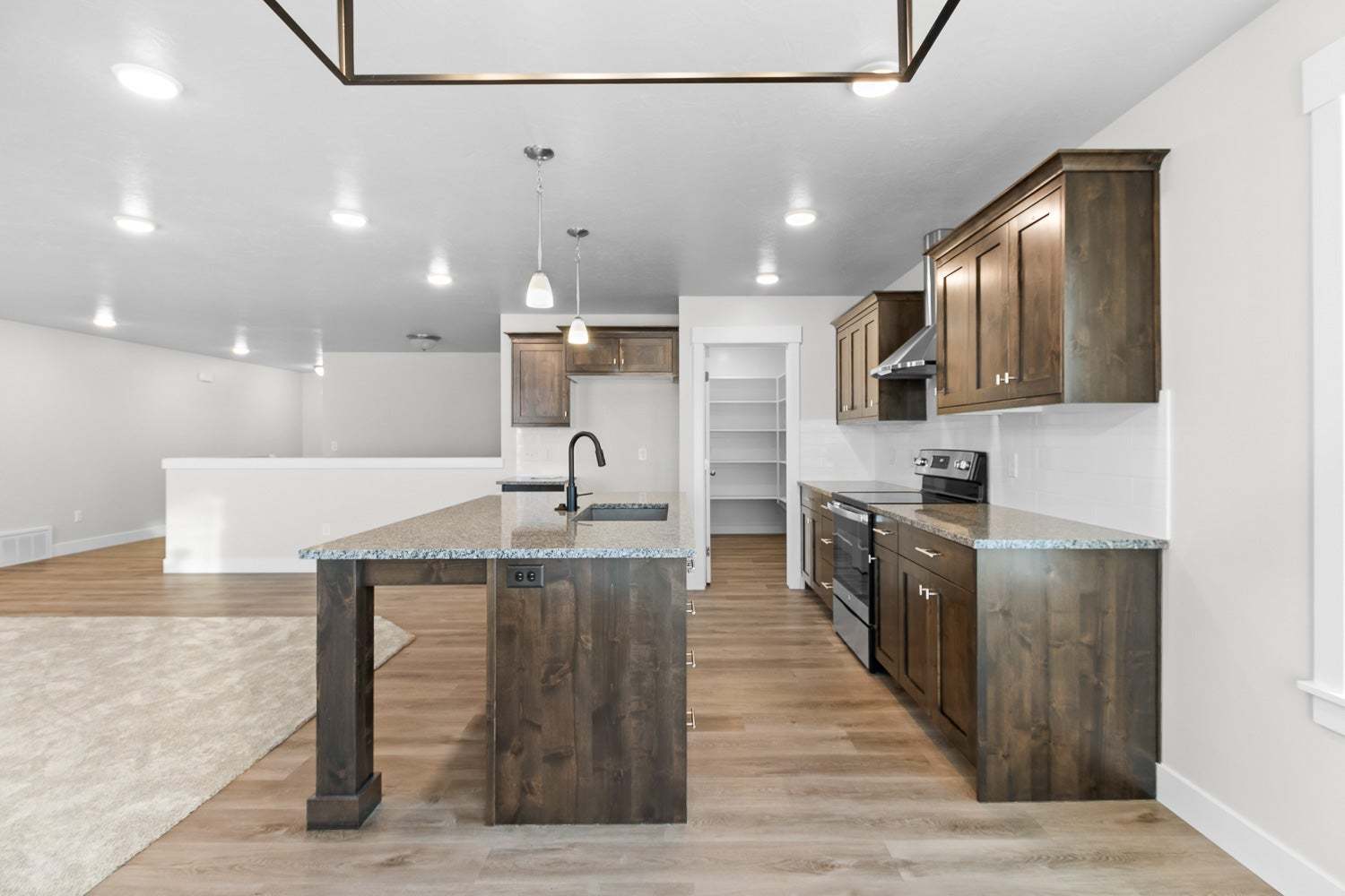 *Finished home photos are representational images only. See sales agent for details.