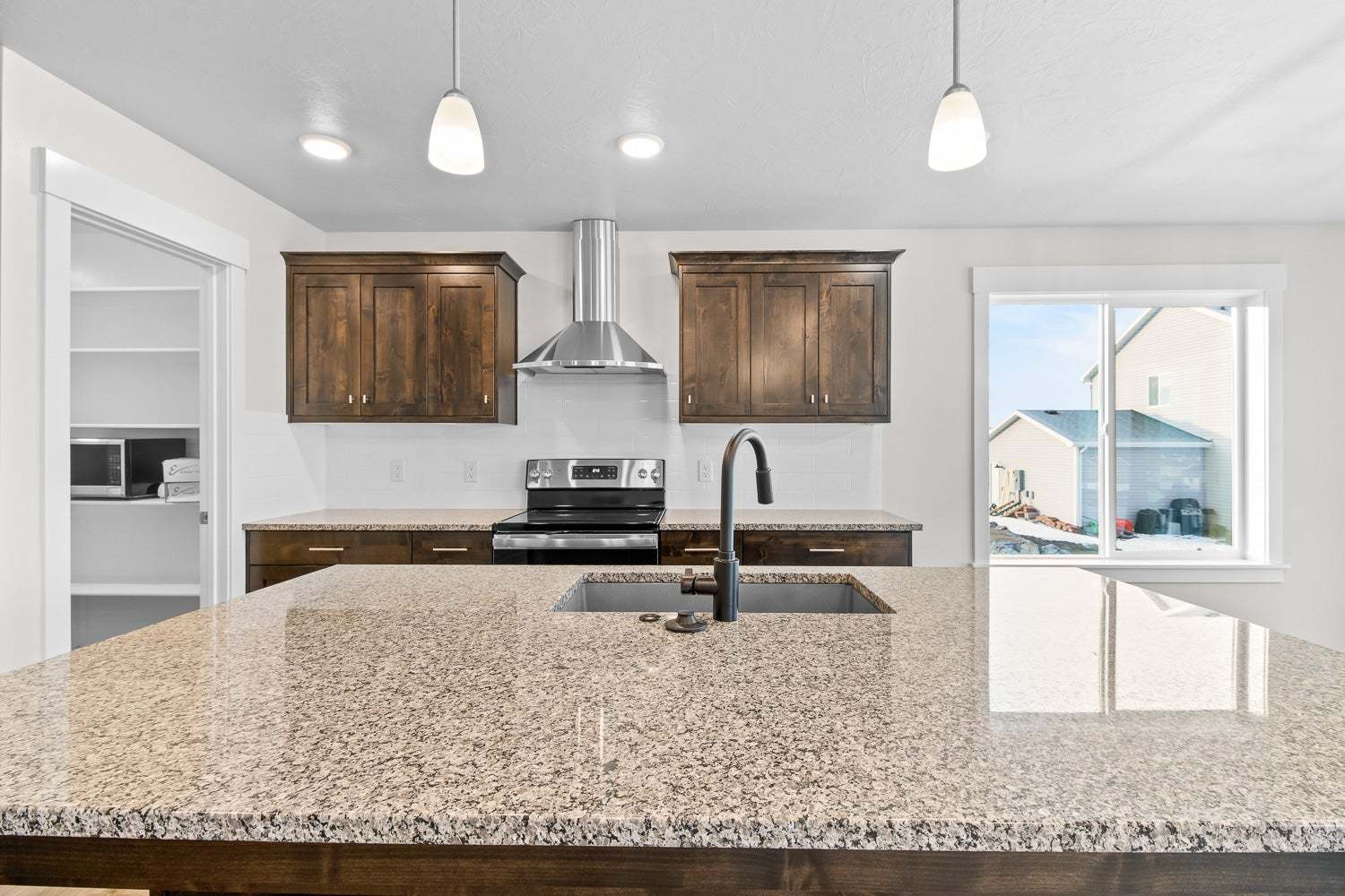 *Finished home photos are representational images only. See sales agent for details.